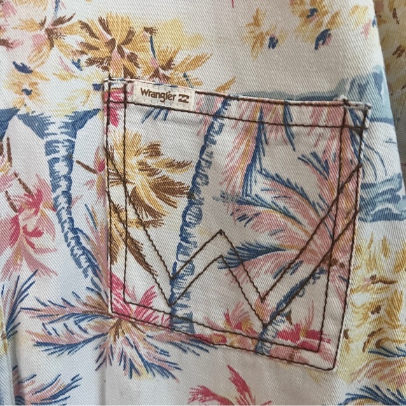 Billabong x Wrangler shorts romper - Picture 5 of 7